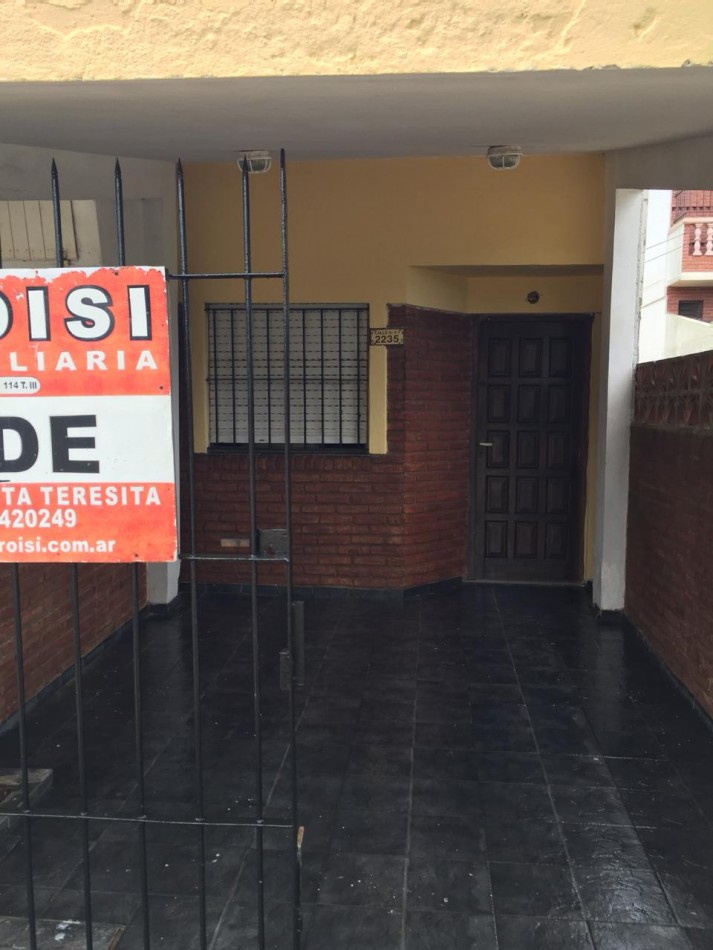 Duplex 3 ambientes - Calle 6 e/49 y 50 - V47