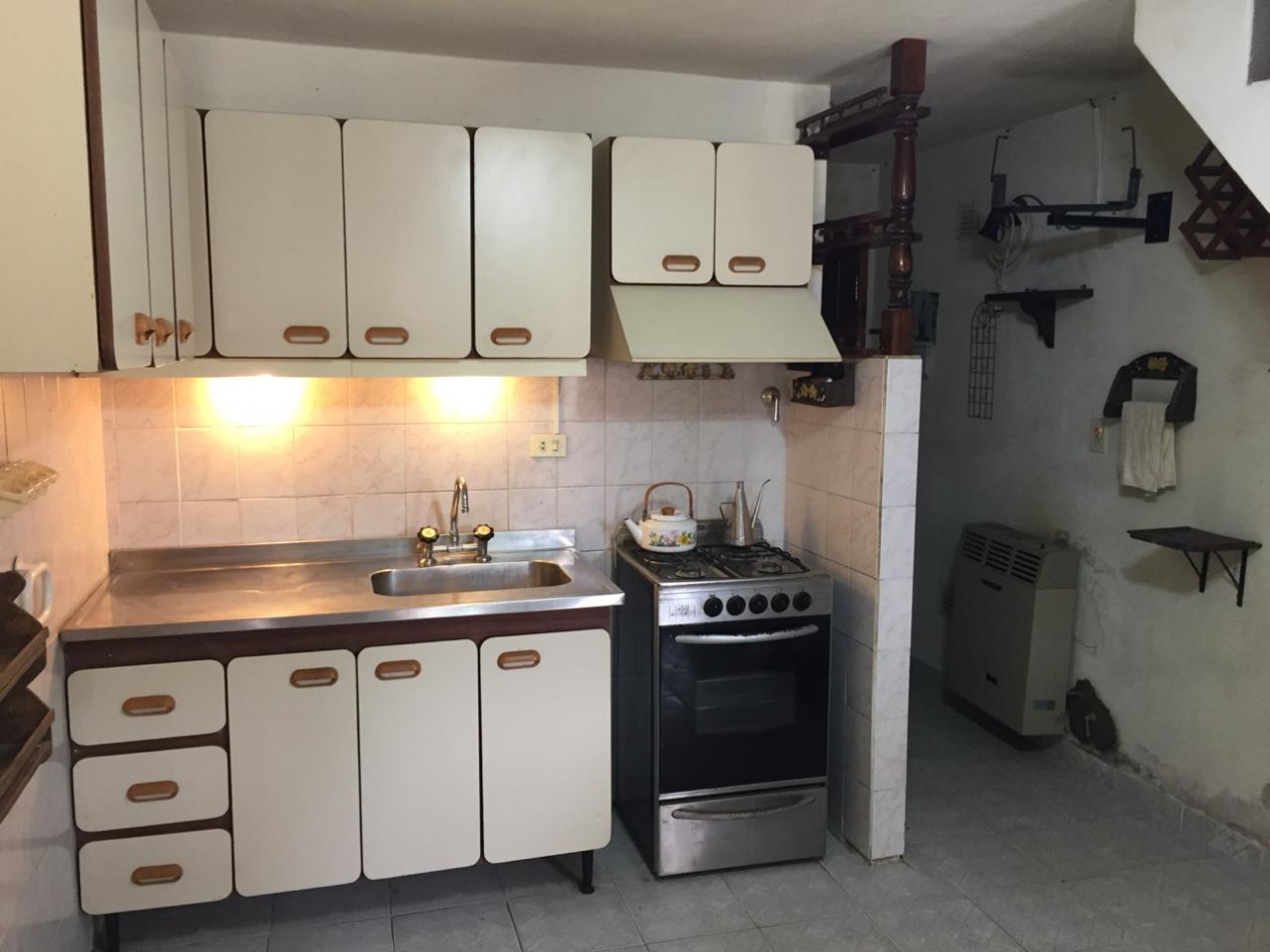 Duplex 3 ambientes - Calle 6 e/49 y 50 - V47