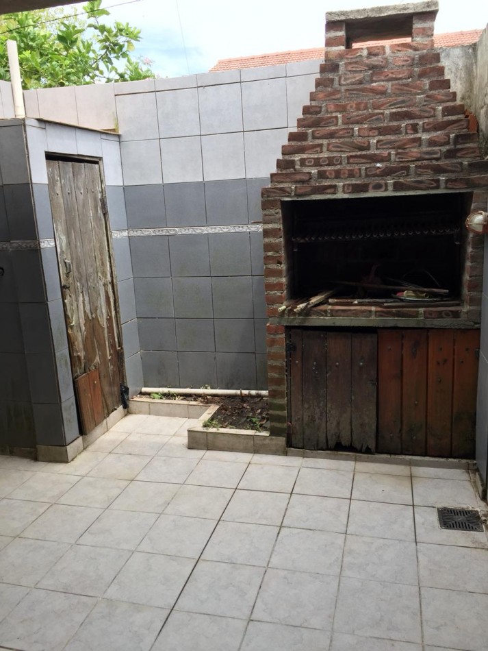 Duplex 3 ambientes - Calle 6 e/49 y 50 - V47
