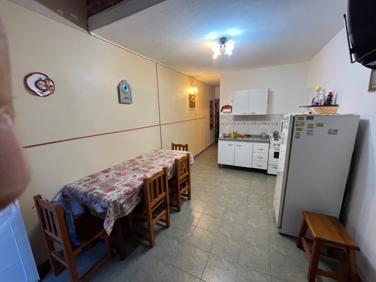 Duplex 3 ambientes - Calle 44 e/1 y 2 - V13