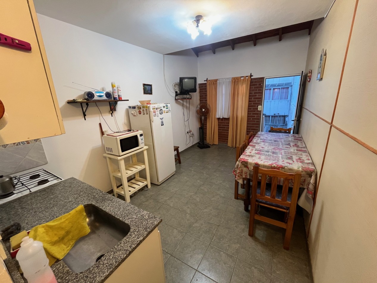 Duplex 3 ambientes - Calle 44 e/1 y 2 - V13