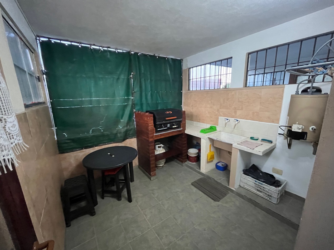 Duplex 3 ambientes - Calle 44 e/1 y 2 - V13
