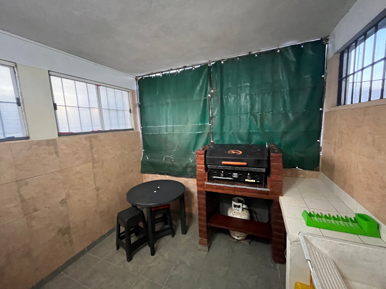Duplex 3 ambientes - Calle 44 e/1 y 2 - V13