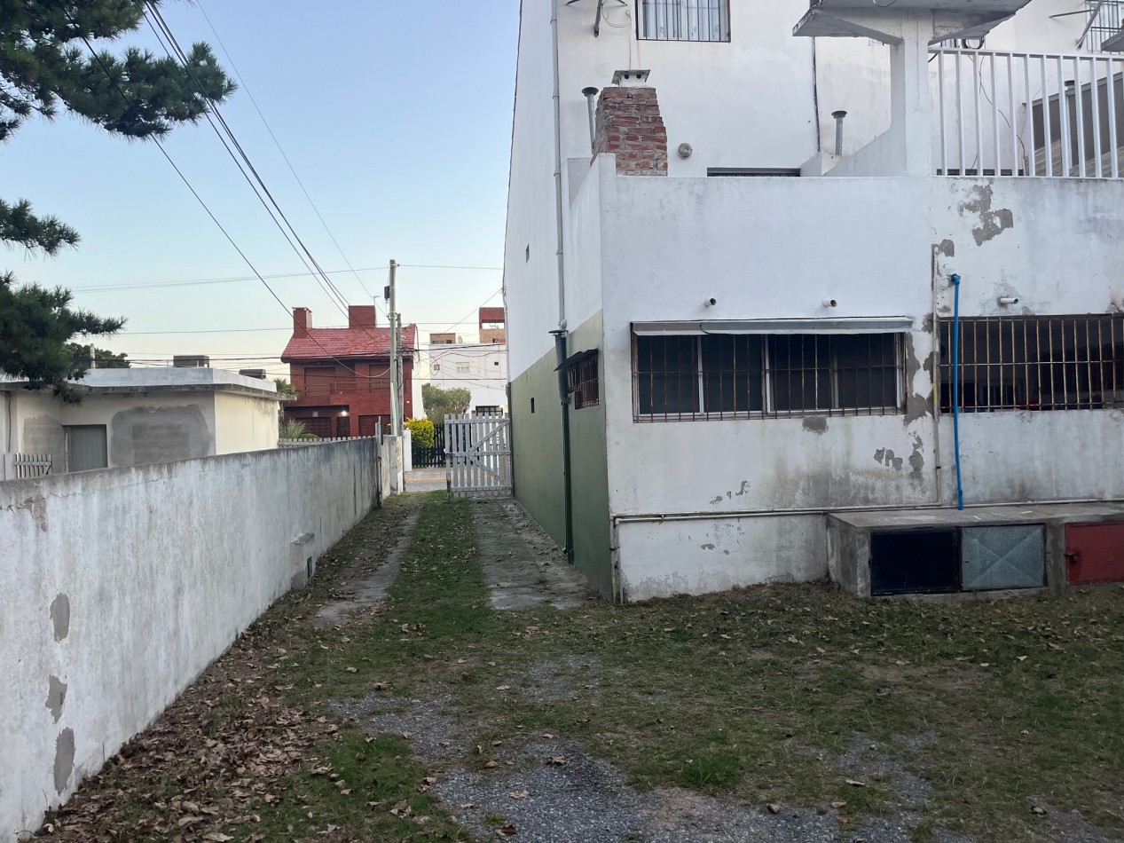 Duplex 3 ambientes - Calle 44 e/1 y 2 - V13
