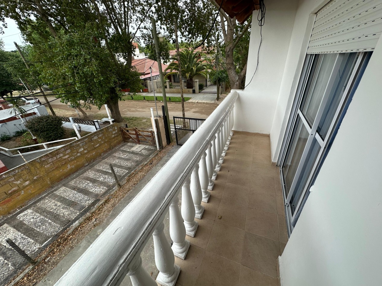 Duplex 3 ambientes - Calle 49 e/5 y 6 - V3A