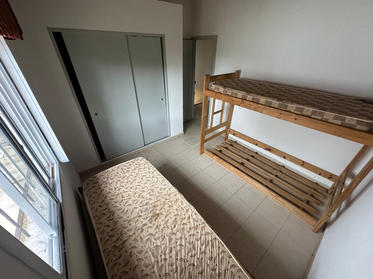 Duplex 3 ambientes - Calle 49 e/5 y 6 - V3B