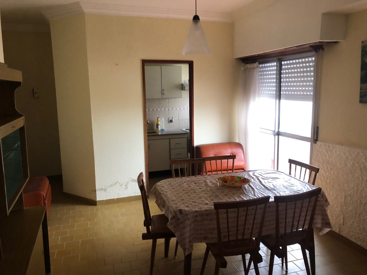 Depto. 2 ambientes - Calle 2 e/35 y 36 - V85