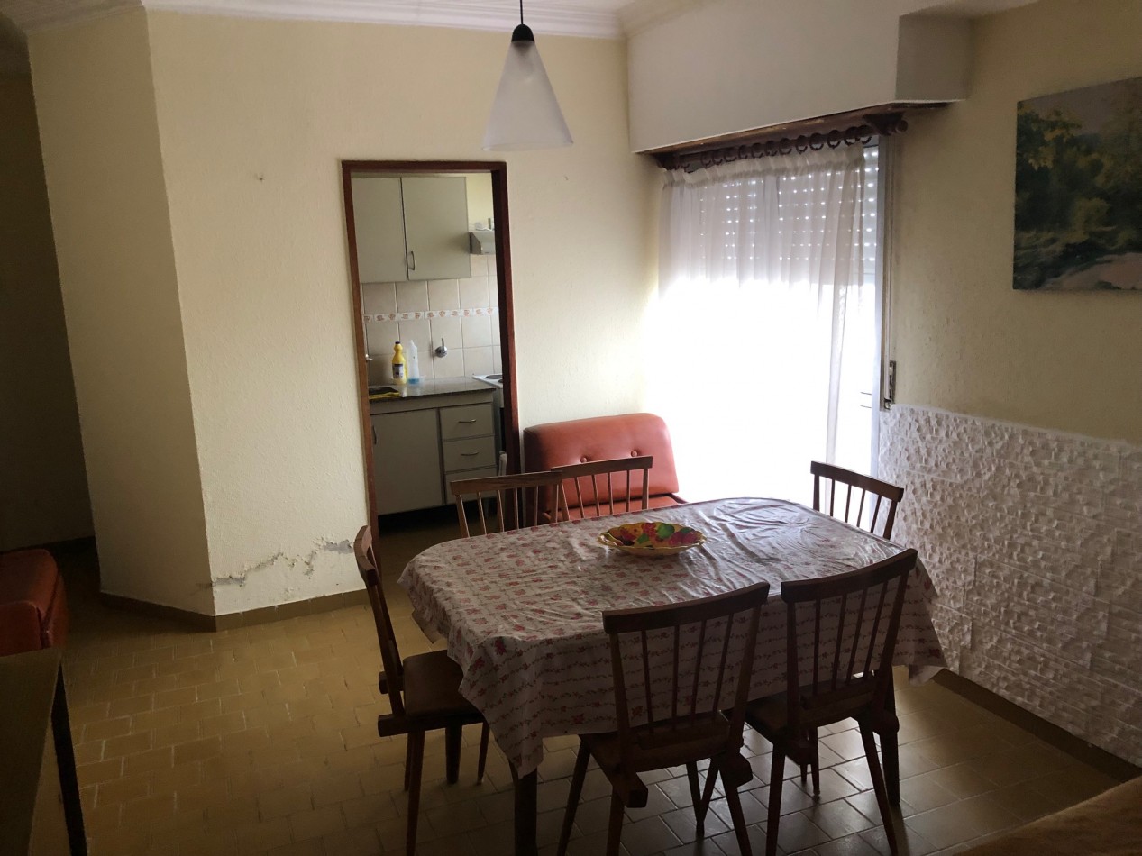 Depto. 2 ambientes - Calle 2 e/35 y 36 - V85