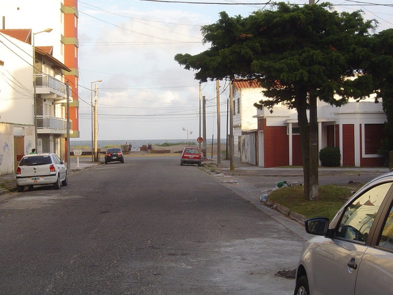 Depto. 2 ambientes - Calle 28 e/ 2 y 3 - V56