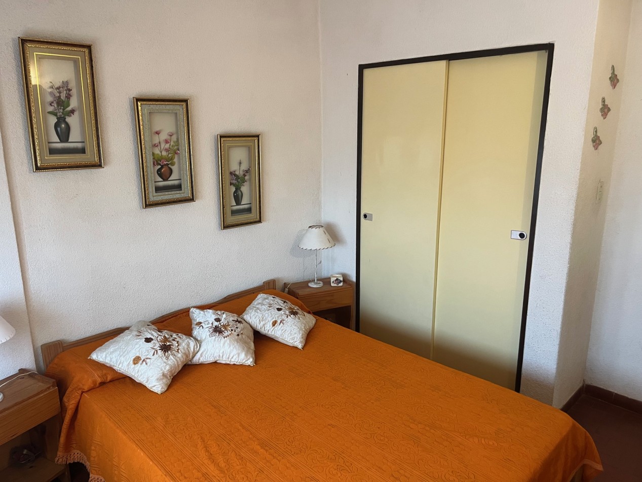 Depto. 2 ambientes - Calle 33 N°267-269 e/2 y 3 - V52