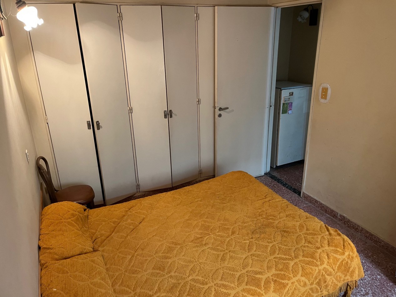 Depto. 2 ambientes - Calle 35 e/2 y 3 - V12