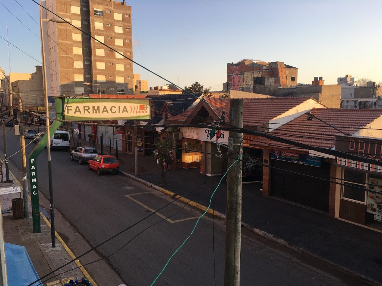 Depto. 2 ambientes - Calle Costanera e/33 y 34 - V25