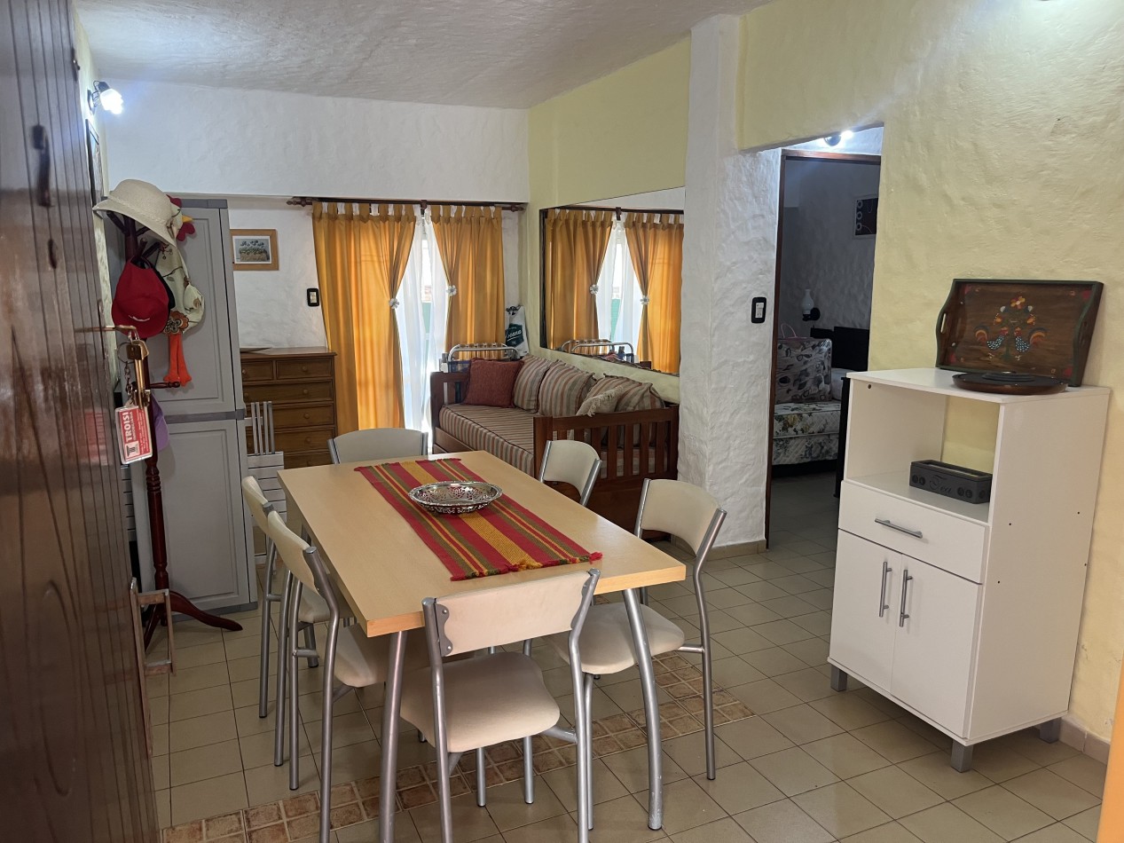Depto. 2 ambientes - Calle 5 N°878 e/ 35 y 36 - V39