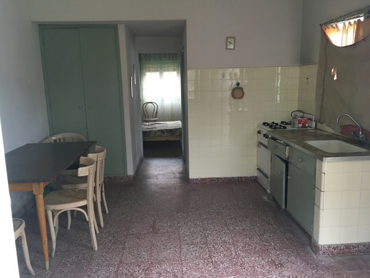 V44 - 2 Chalets de 2 ambientes - Calle 28 e/5 y 6