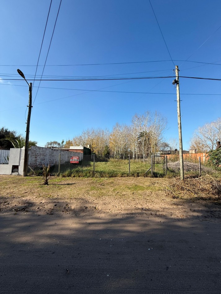 L4 - 2 Lotes Calle 13 e/ 34 y 35 - Santa Teresita