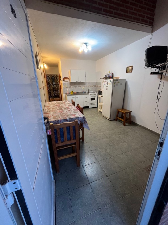 Duplex 3 ambientes - Calle 44 e/1 y 2 - V13