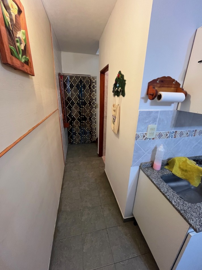 Duplex 3 ambientes - Calle 44 e/1 y 2 - V13
