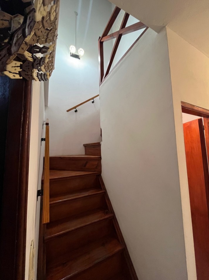 Duplex 3 ambientes - Calle 44 e/1 y 2 - V13