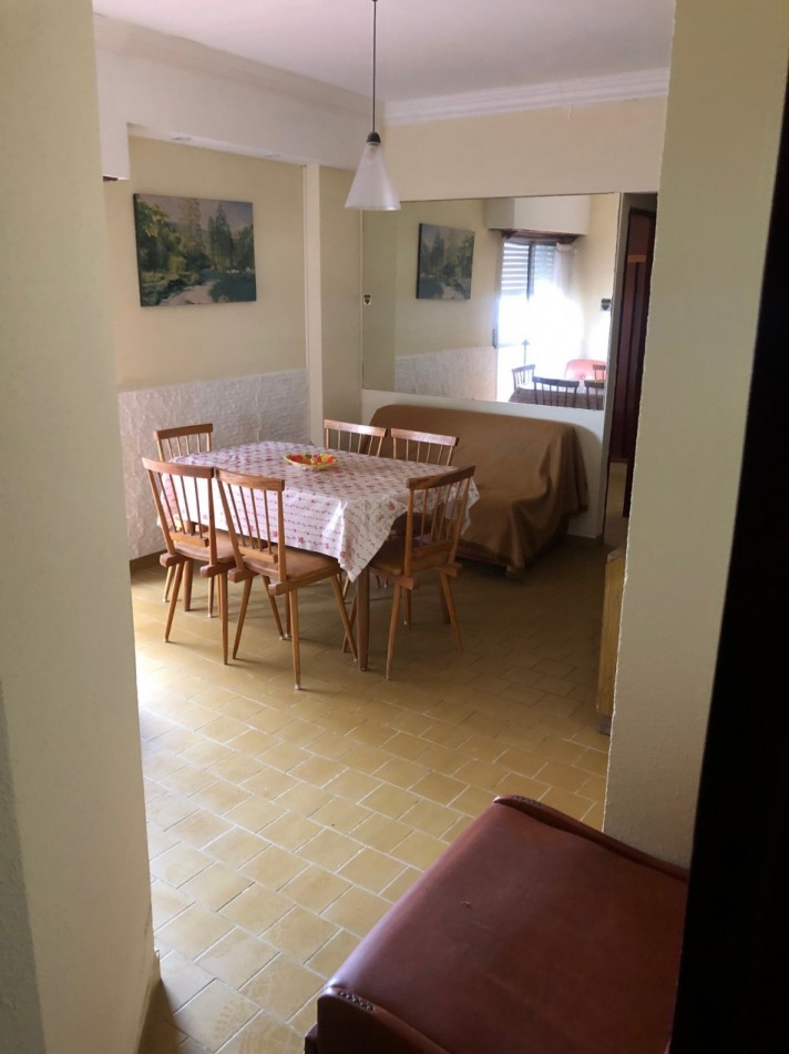 Depto. 2 ambientes - Calle 2 e/35 y 36 - V85