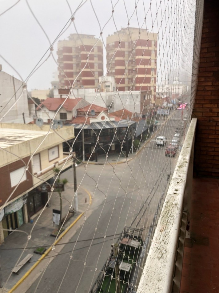 Depto. 2 ambientes - Calle 2 e/35 y 36 - V85