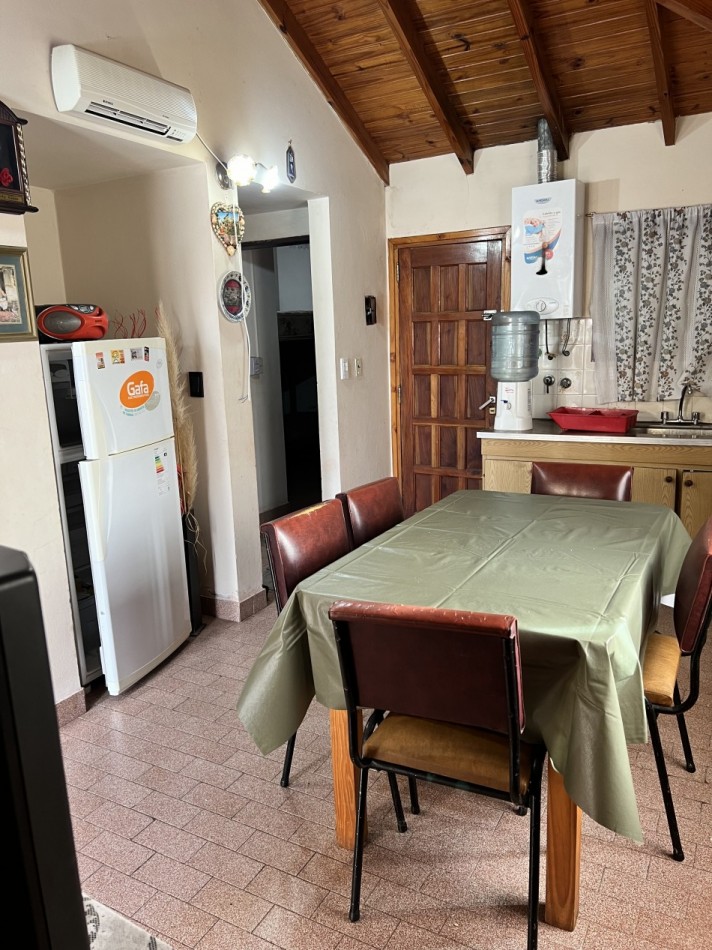 Chalet 3 ambientes - Calle 48 e/2 y 3 - V22