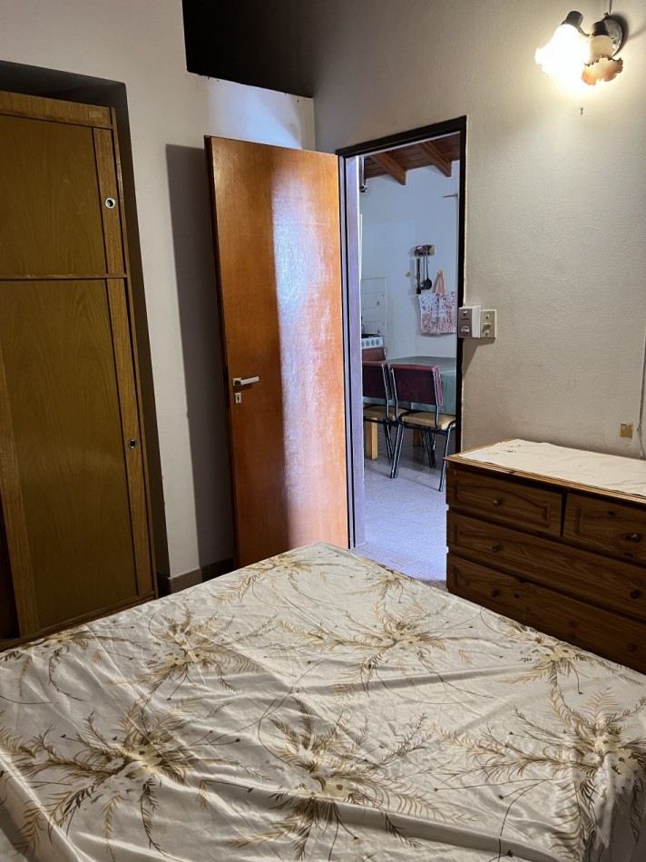 Chalet 3 ambientes - Calle 48 e/2 y 3 - V22