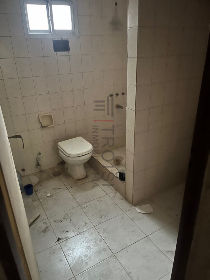V34 - Chalet 4 ambientes - Calle 13 e/37 y 38