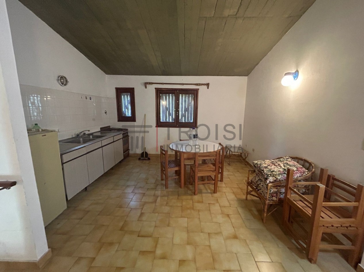 V21 - Chalet 3 ambientes + Depto. 2 ambientes - Calle 7 e/52 y 53