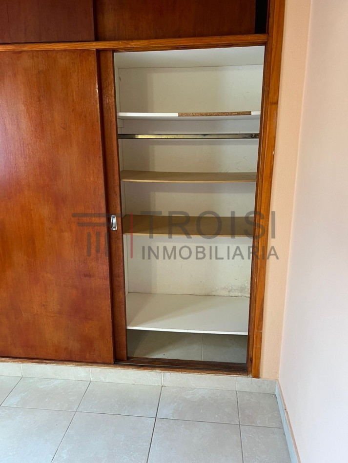 293 - Chalet de 3 ambientes - Calle 29 e/ 6 y 7