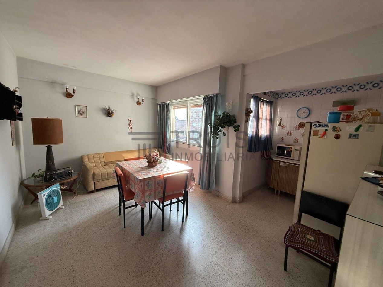 V50 - Depto. 3 ambientes c/ cochera- Calle 35 e/ 2 y 3