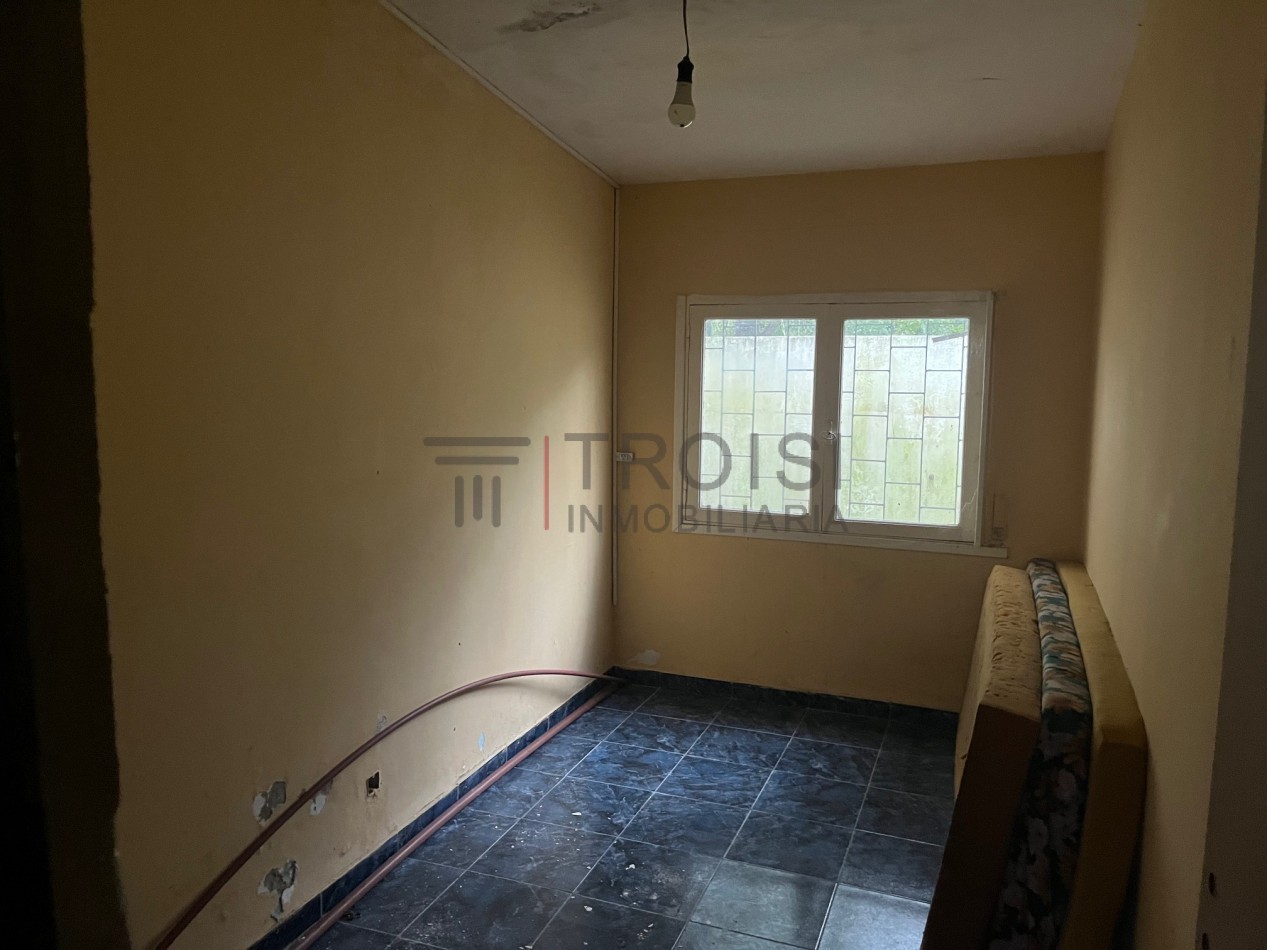 V34 - Chalet 4 ambientes - Calle 13 e/37 y 38