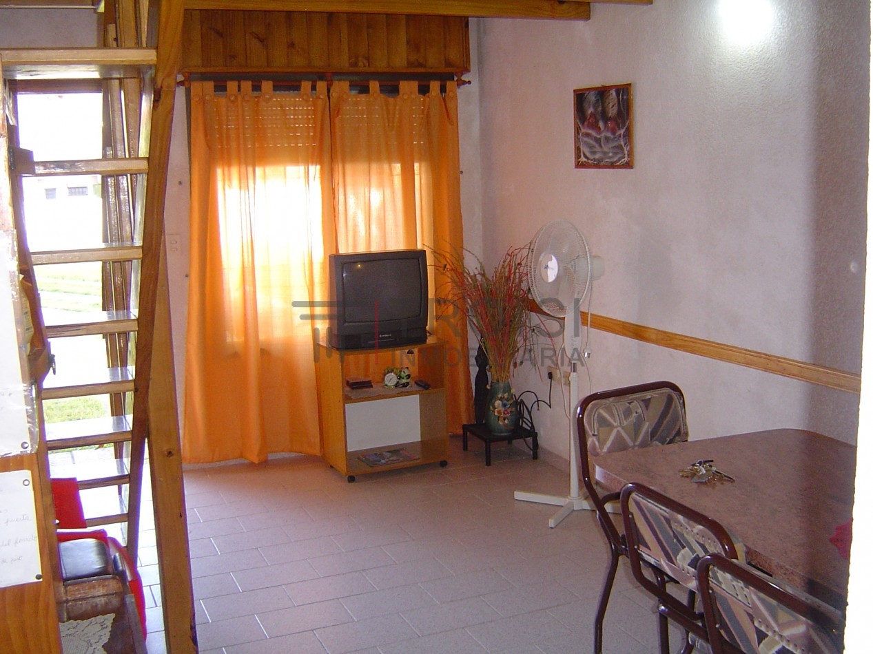 A36 - Duplex 3 ambientes - Calle 35 e/5 y 6