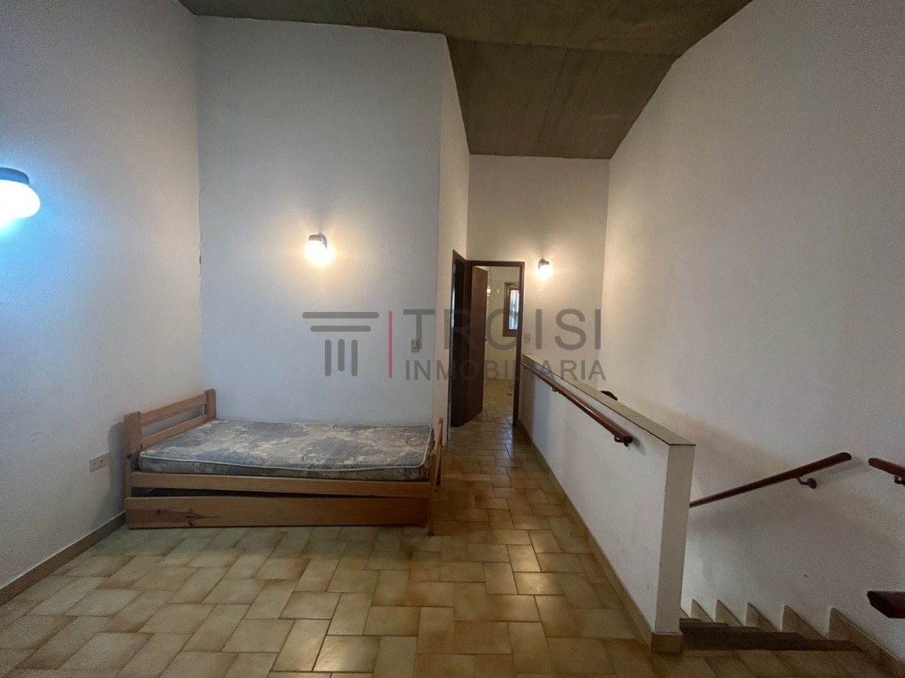V21 - Chalet 3 ambientes + Depto. 2 ambientes - Calle 7 e/52 y 53