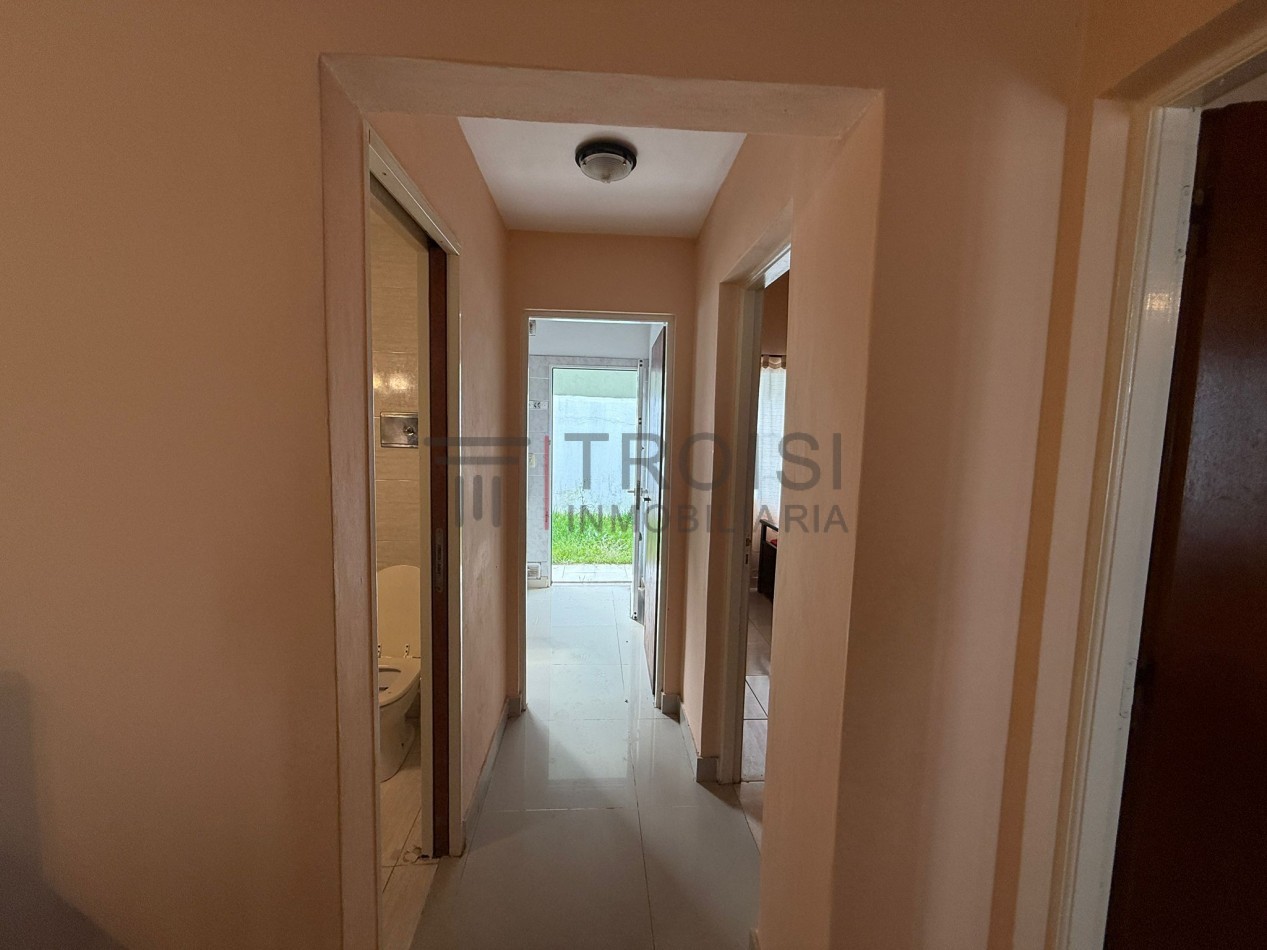 643 - Chalet de 3 ambientes - Calle 64 e/1 y 2