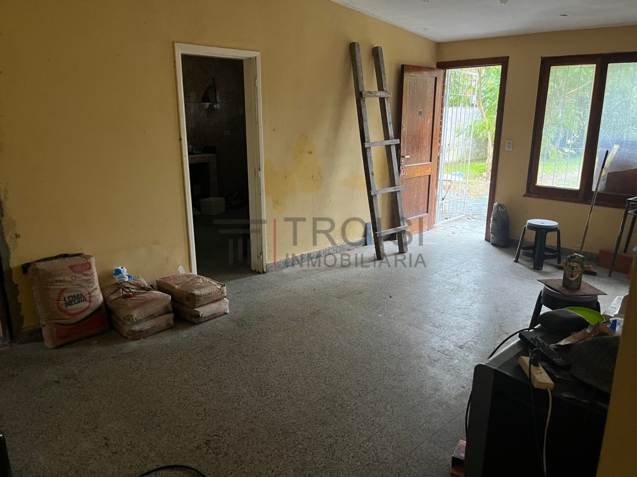 V34 - Chalet 4 ambientes - Calle 13 e/37 y 38