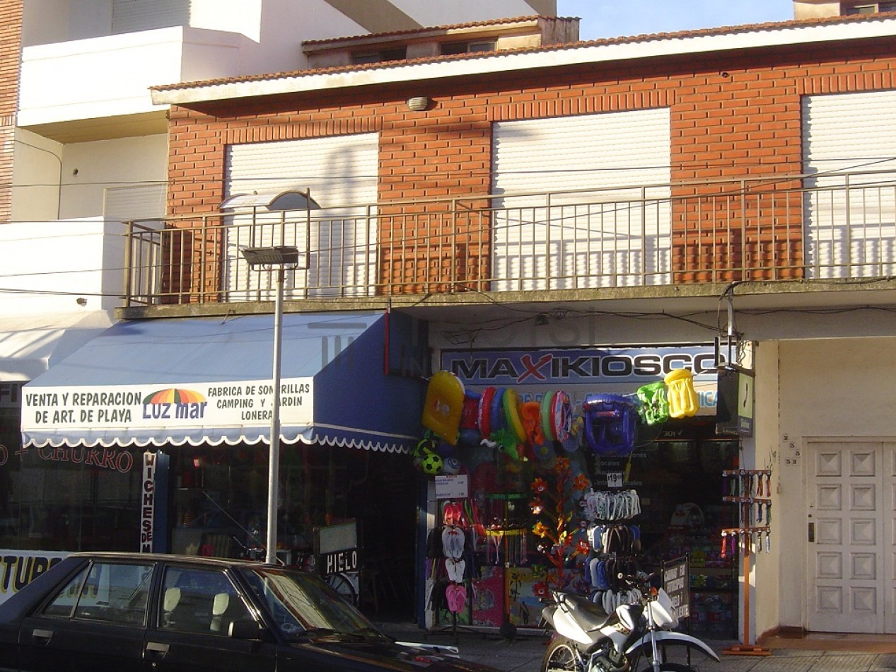 A17b - Depto. 2 ambientes - Av. 32 e/2 y 3
