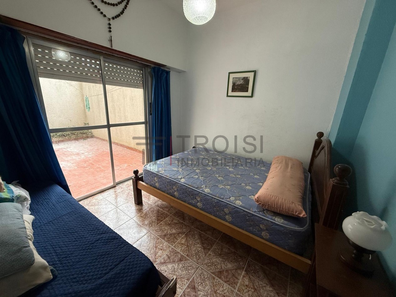 V6 - Depto. 2 ambientes - Calle 2 e/35 y 36
