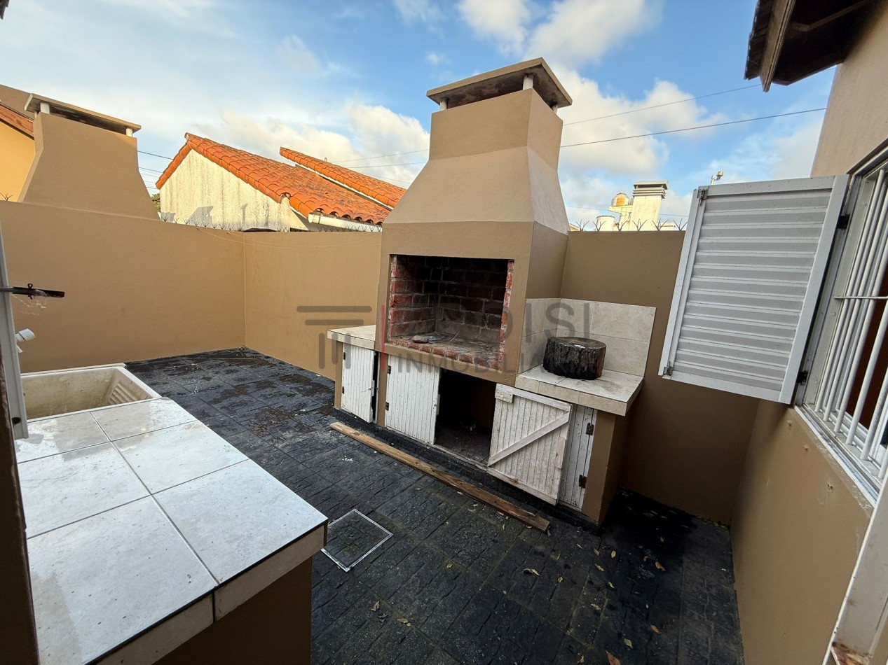 292 - Chalet de 3 ambientes - Calle 29 e/ 6 y 7