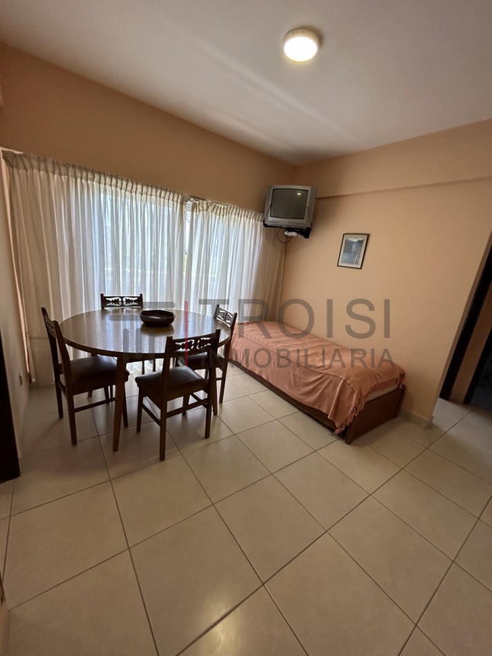 362 - Depto. 2 ambientes a 100 mts del mar - Calle 36 e/2 y 3 