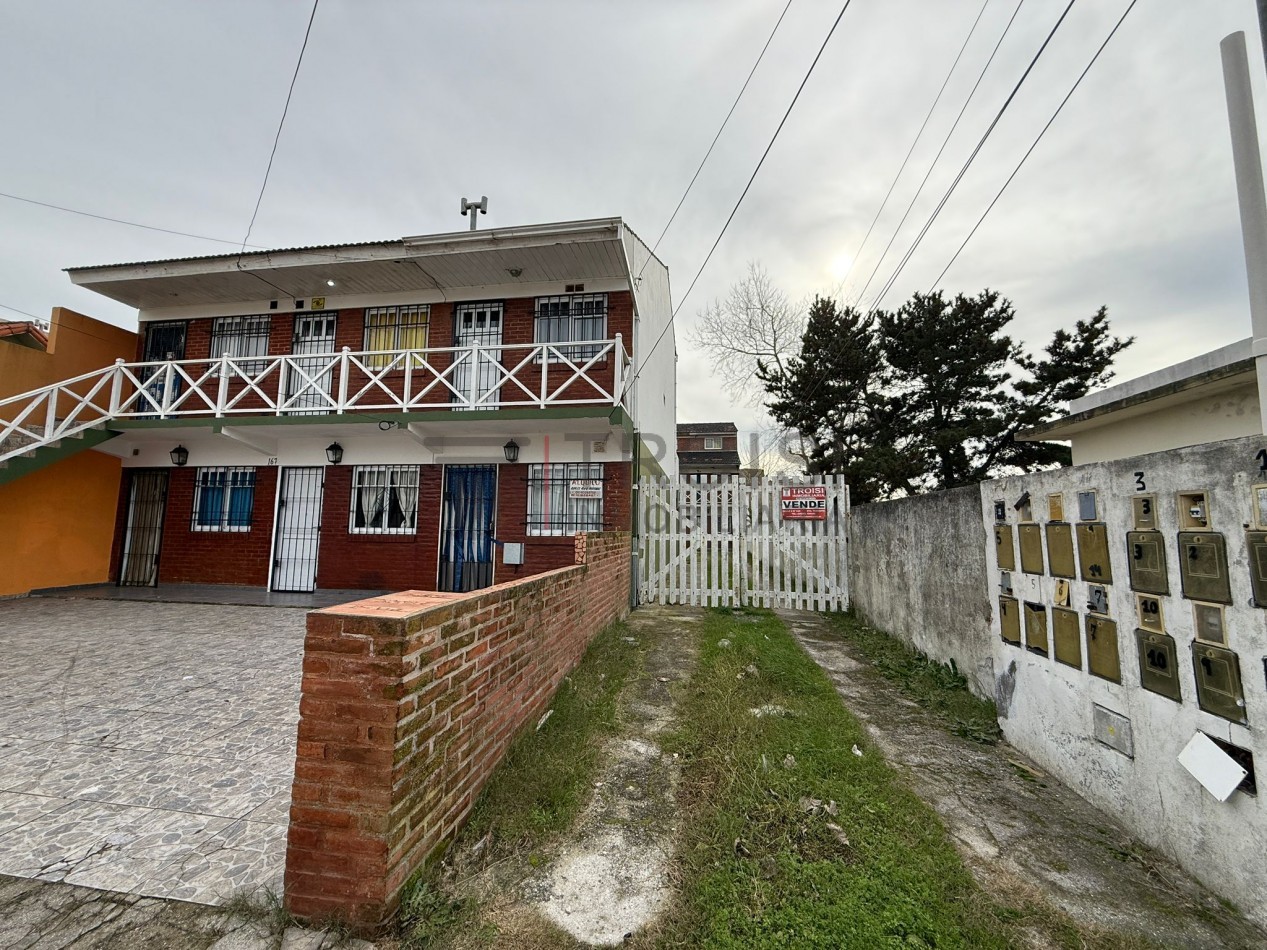 V13 - Duplex 3 ambientes - Calle 44 e/1 y 2