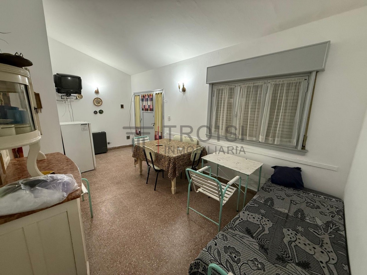 V2 - Chalet 3 ambientes - Calle 39 e/5 y 6