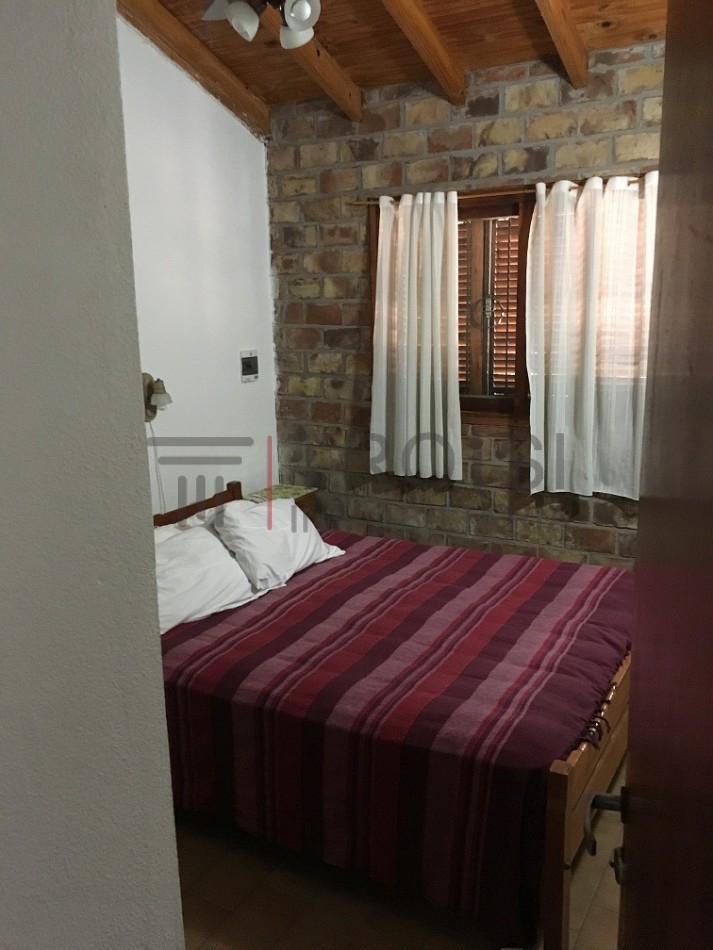 V32 - Chalet 3 ambientes - Calle 5 e/42 y 43