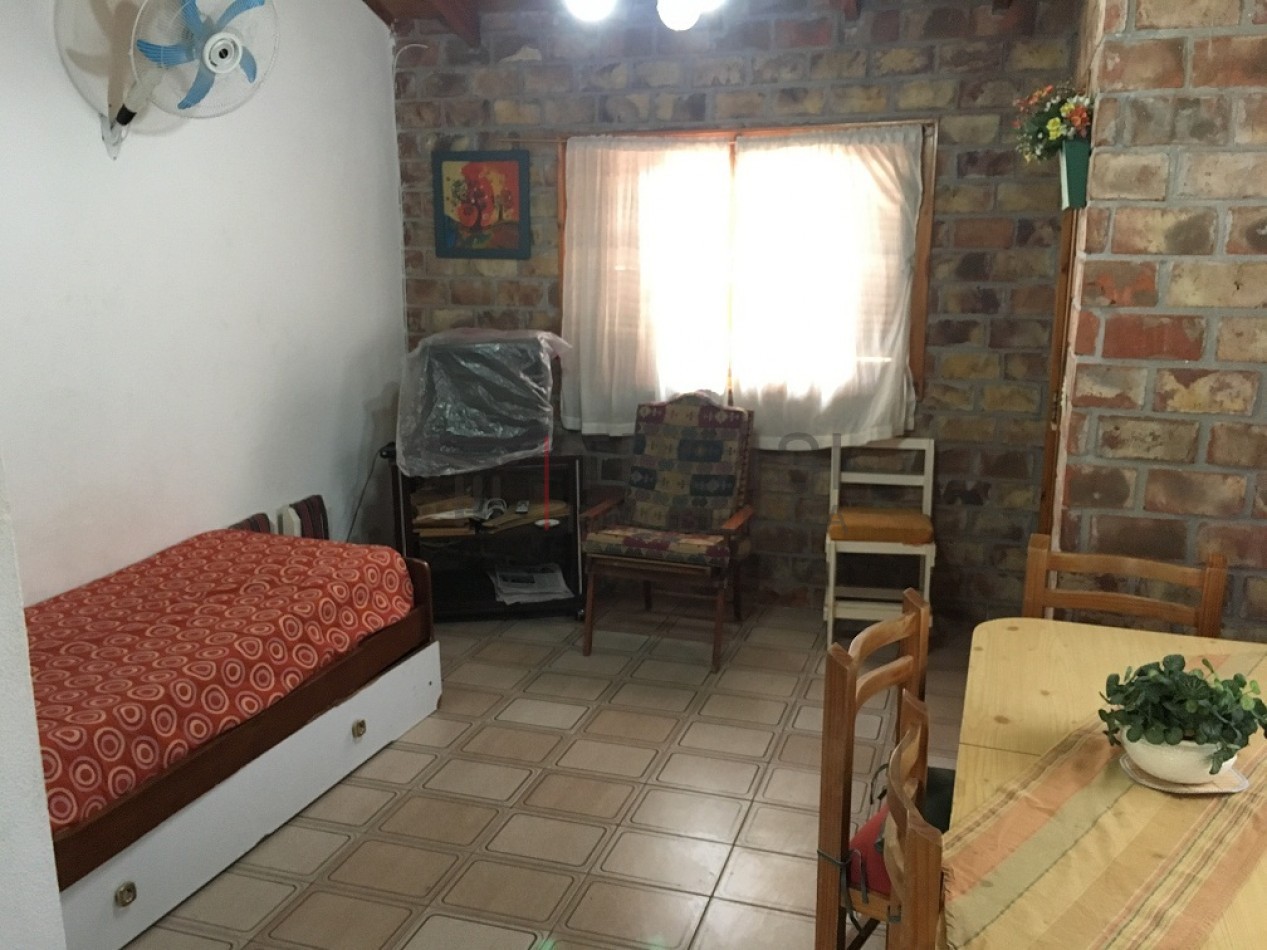 V32 - Chalet 3 ambientes - Calle 5 e/42 y 43