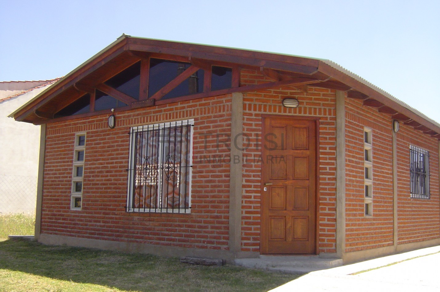 V16 - 4 Chalets de 3 ambientes - Calle 7, Costa Chica