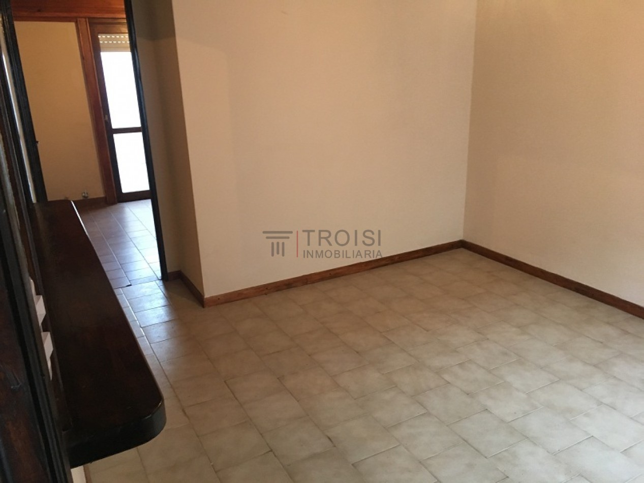 V61A - Depto. 2 ambientes - Calle 3 e/39 y 40