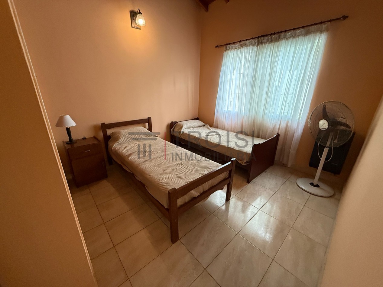 644 - Chalet de 3 ambientes - Calle 64 e/1 y 2