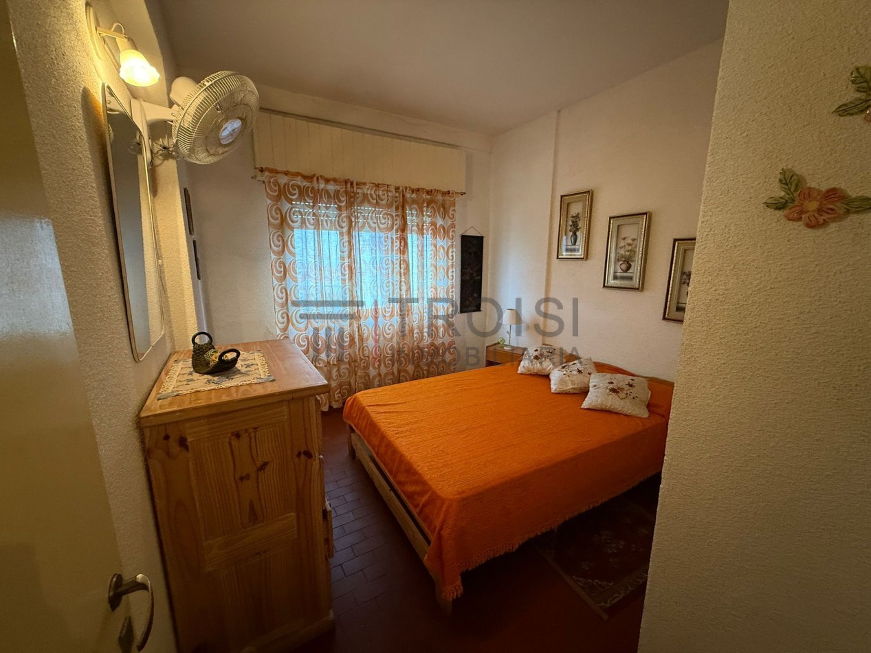 V52 - Depto. 2 ambientes - Calle 33 e/2 y 3