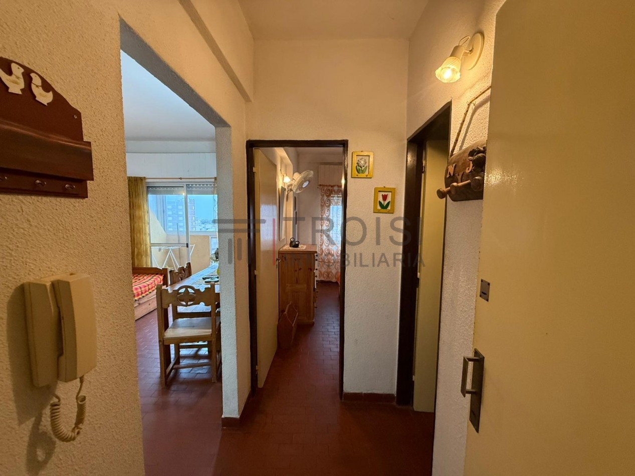 V52 - Depto. 2 ambientes - Calle 33 e/2 y 3