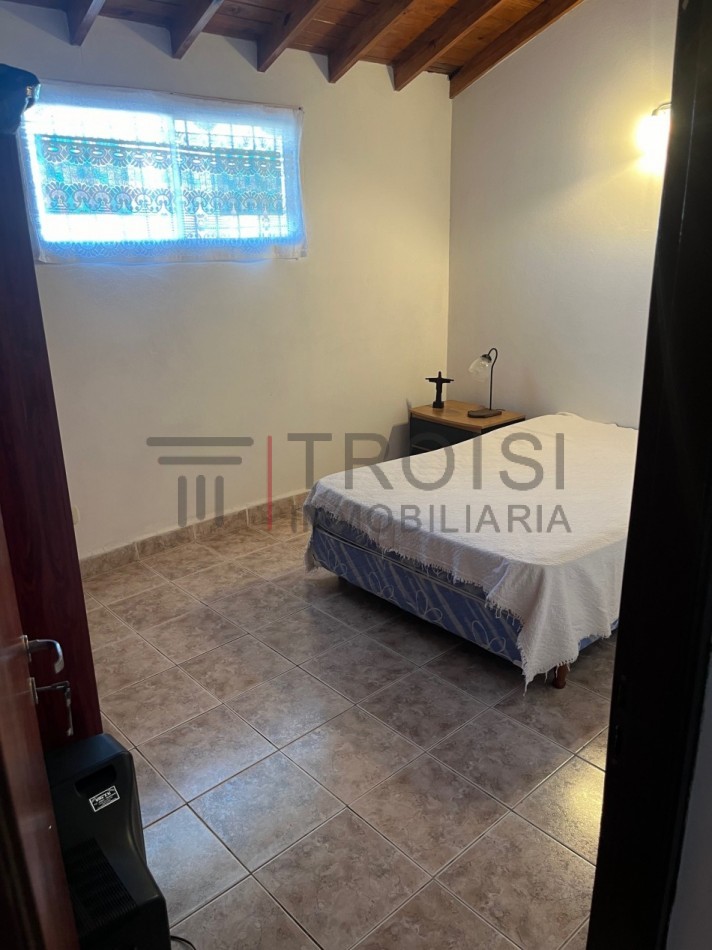 V5 - Chalet 4 ambientes - Calle 6 e/47 y 48