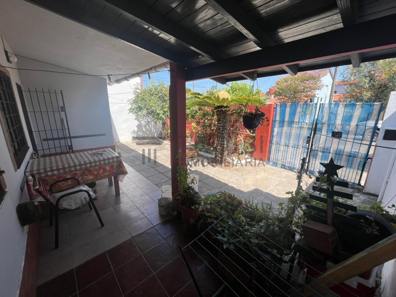 V24 - Chalet 4 ambientes - Calle 6 e/29 y 30